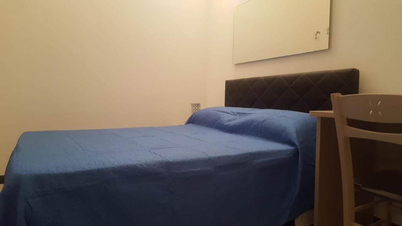 Nuova Aurora Rent Rooms Roccalumera Kültér fotó