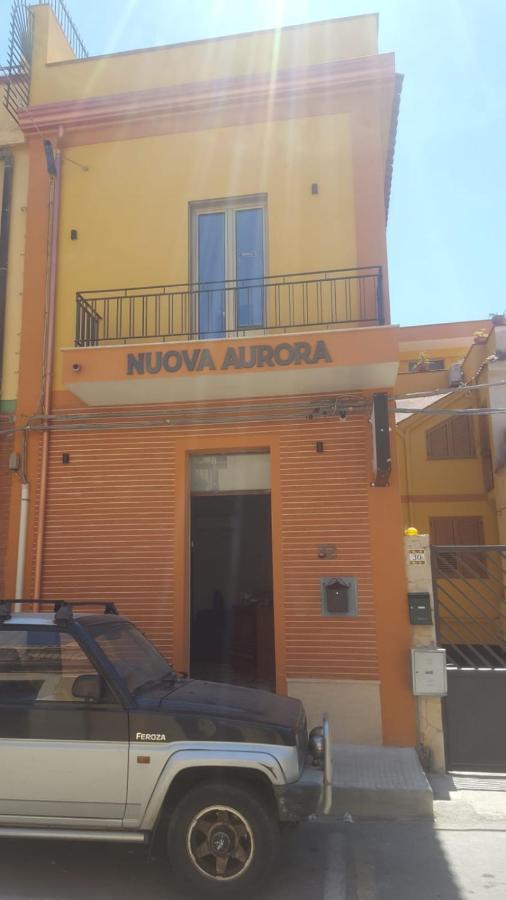 Nuova Aurora Rent Rooms Roccalumera Kültér fotó