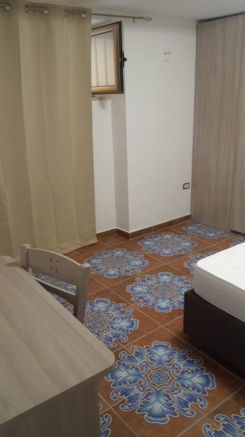 Nuova Aurora Rent Rooms Roccalumera Kültér fotó