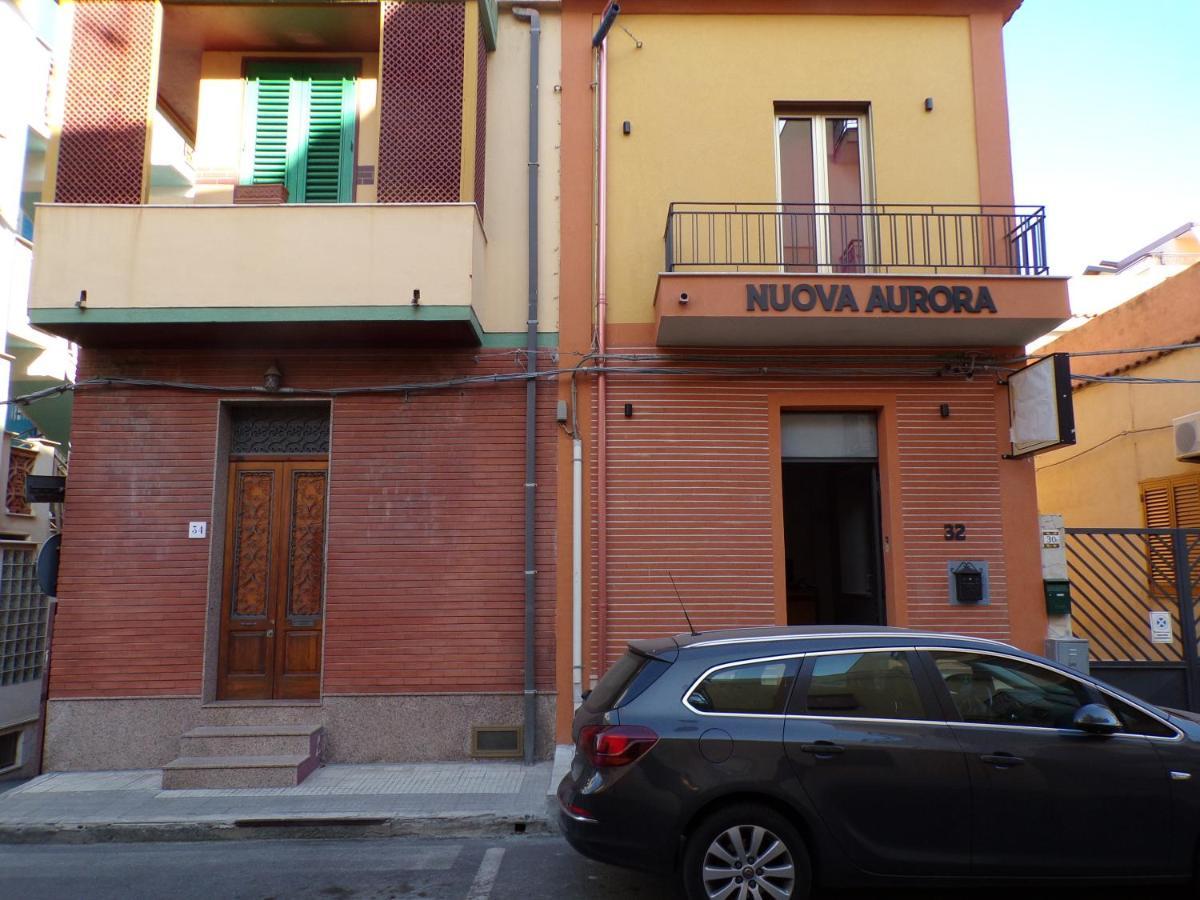 Nuova Aurora Rent Rooms Roccalumera Kültér fotó