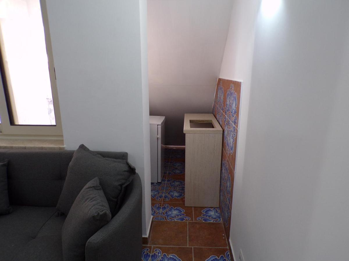 Nuova Aurora Rent Rooms Roccalumera Kültér fotó