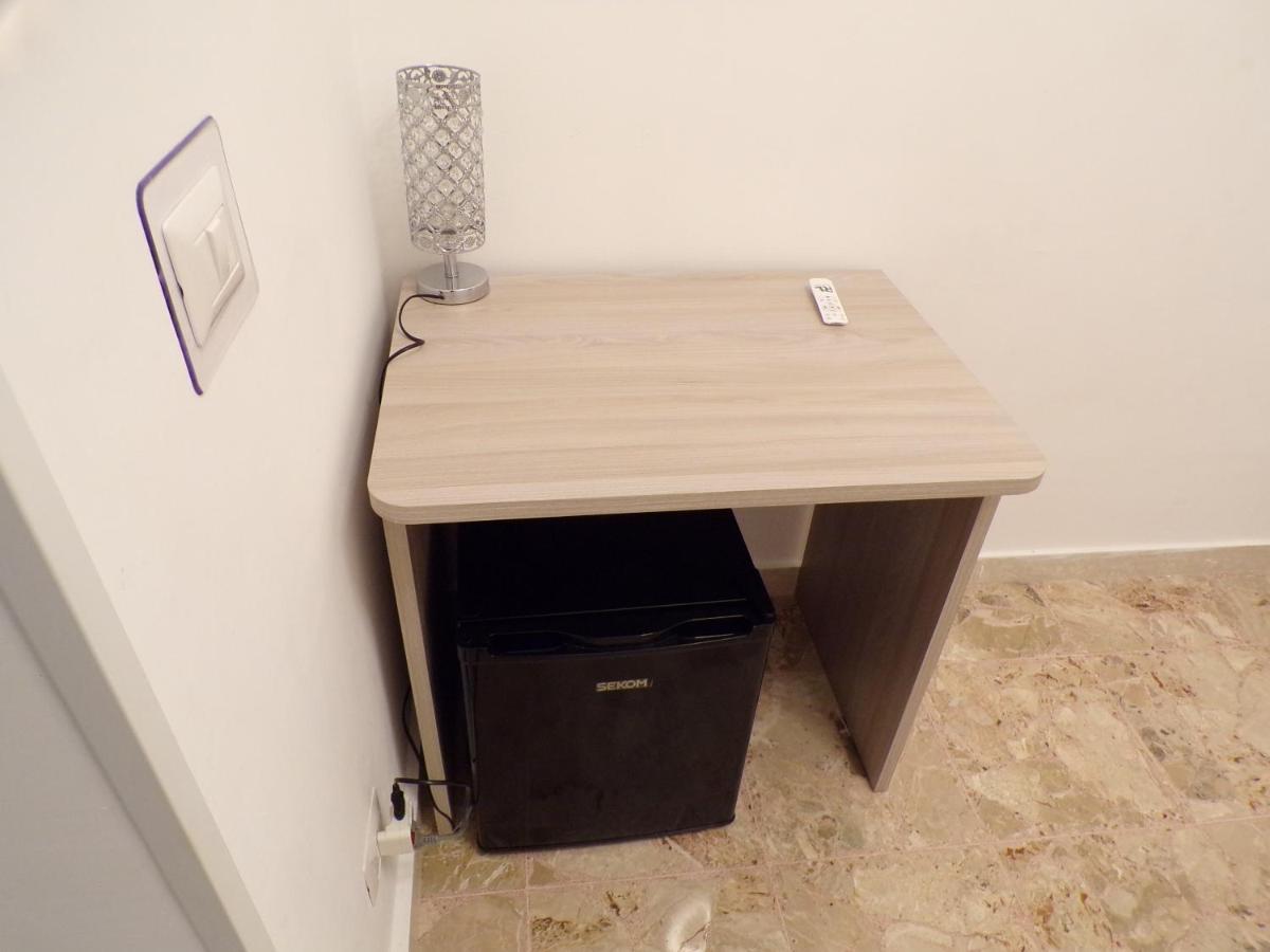 Nuova Aurora Rent Rooms Roccalumera Kültér fotó