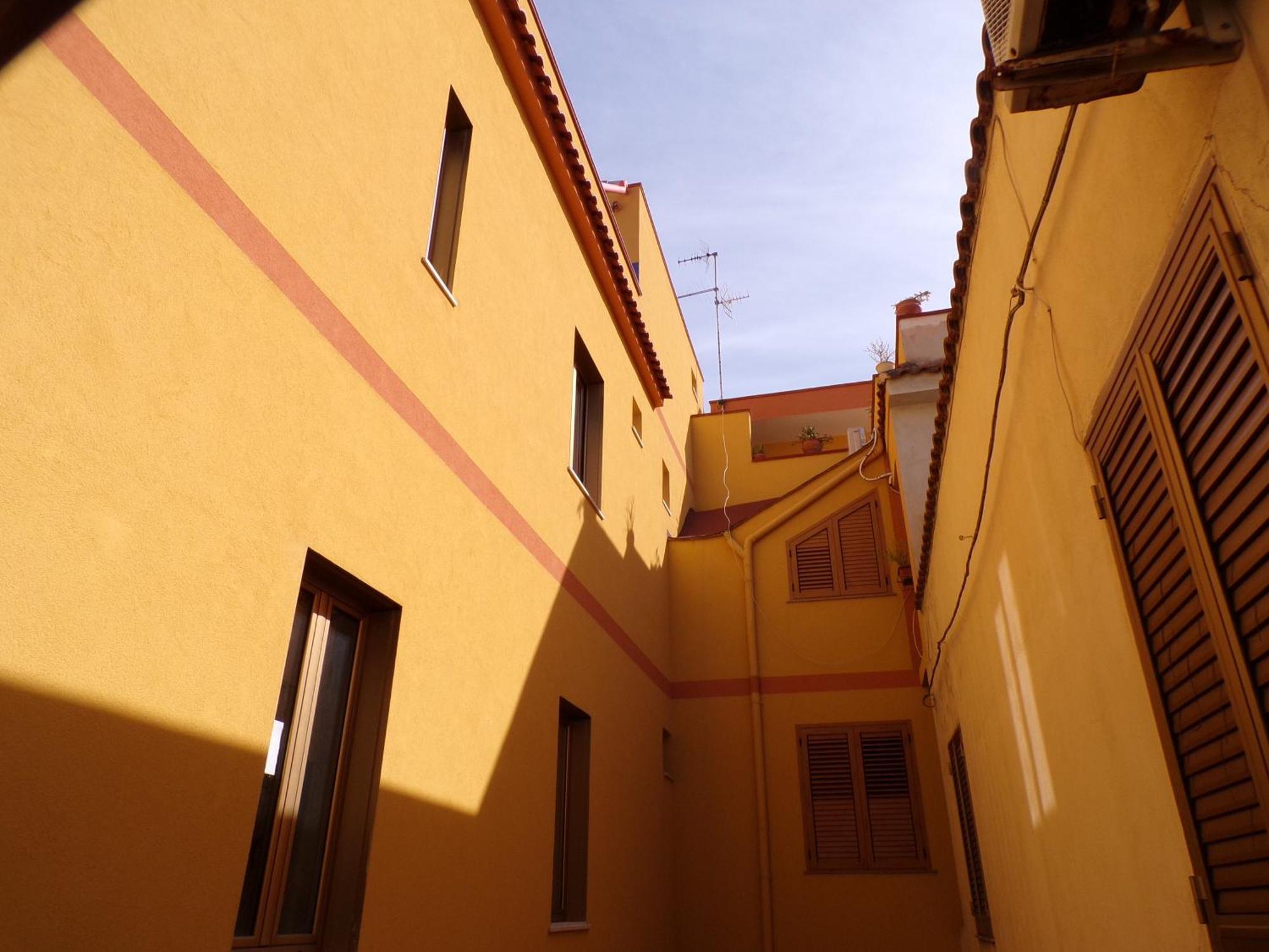 Nuova Aurora Rent Rooms Roccalumera Kültér fotó