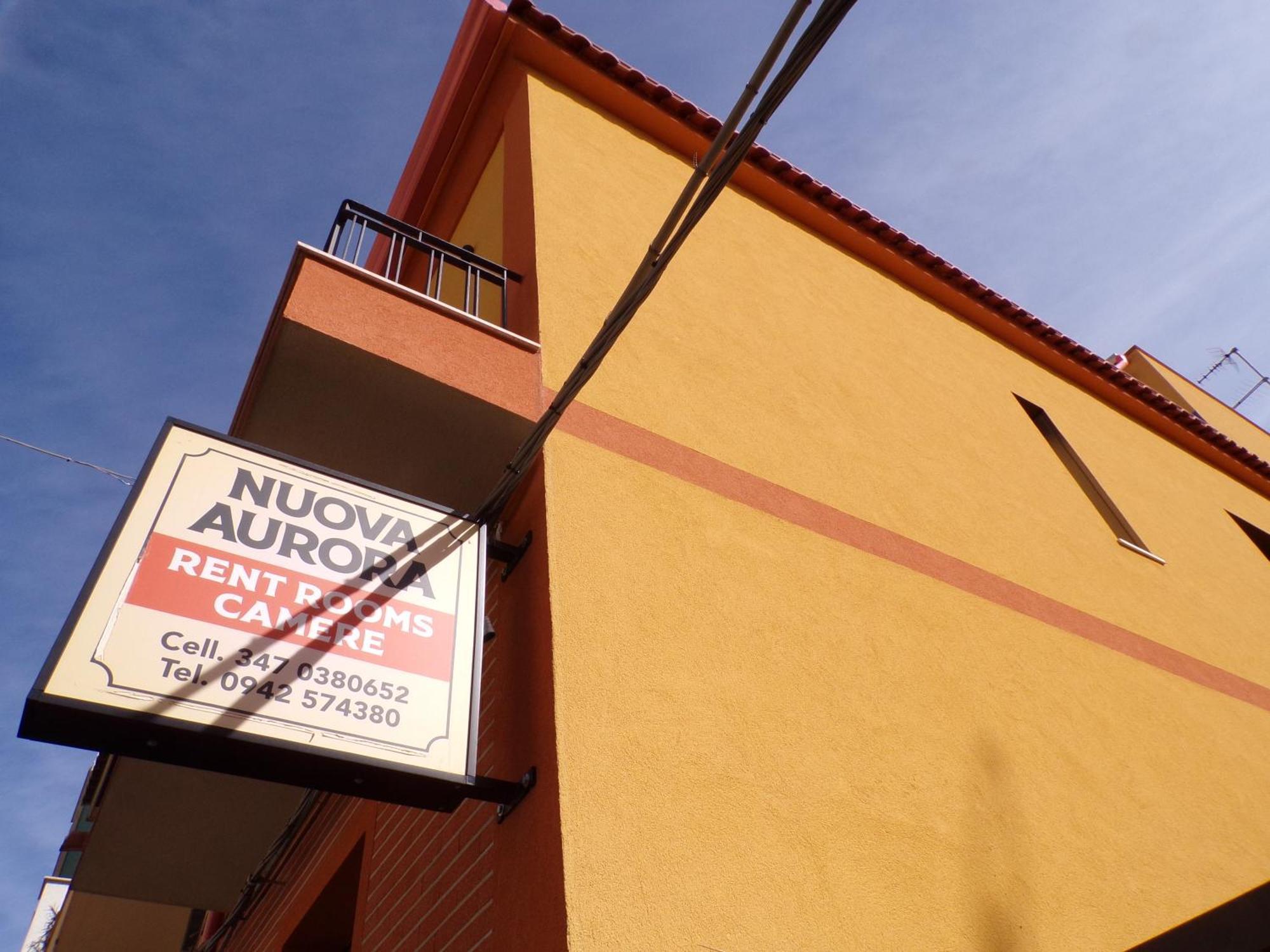 Nuova Aurora Rent Rooms Roccalumera Kültér fotó